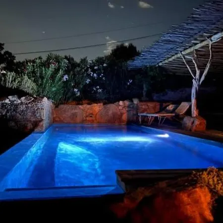 ヴィラ Bergerie #casa Di Petra A Palombaggia Avec Piscine ポルトヴェッキオ